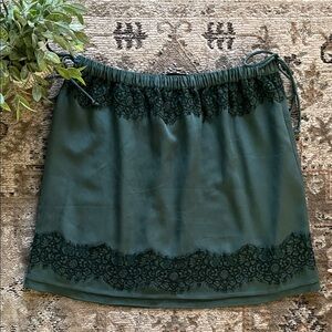 RARE Banana Republic Dark Green Lace Mini Skirt
